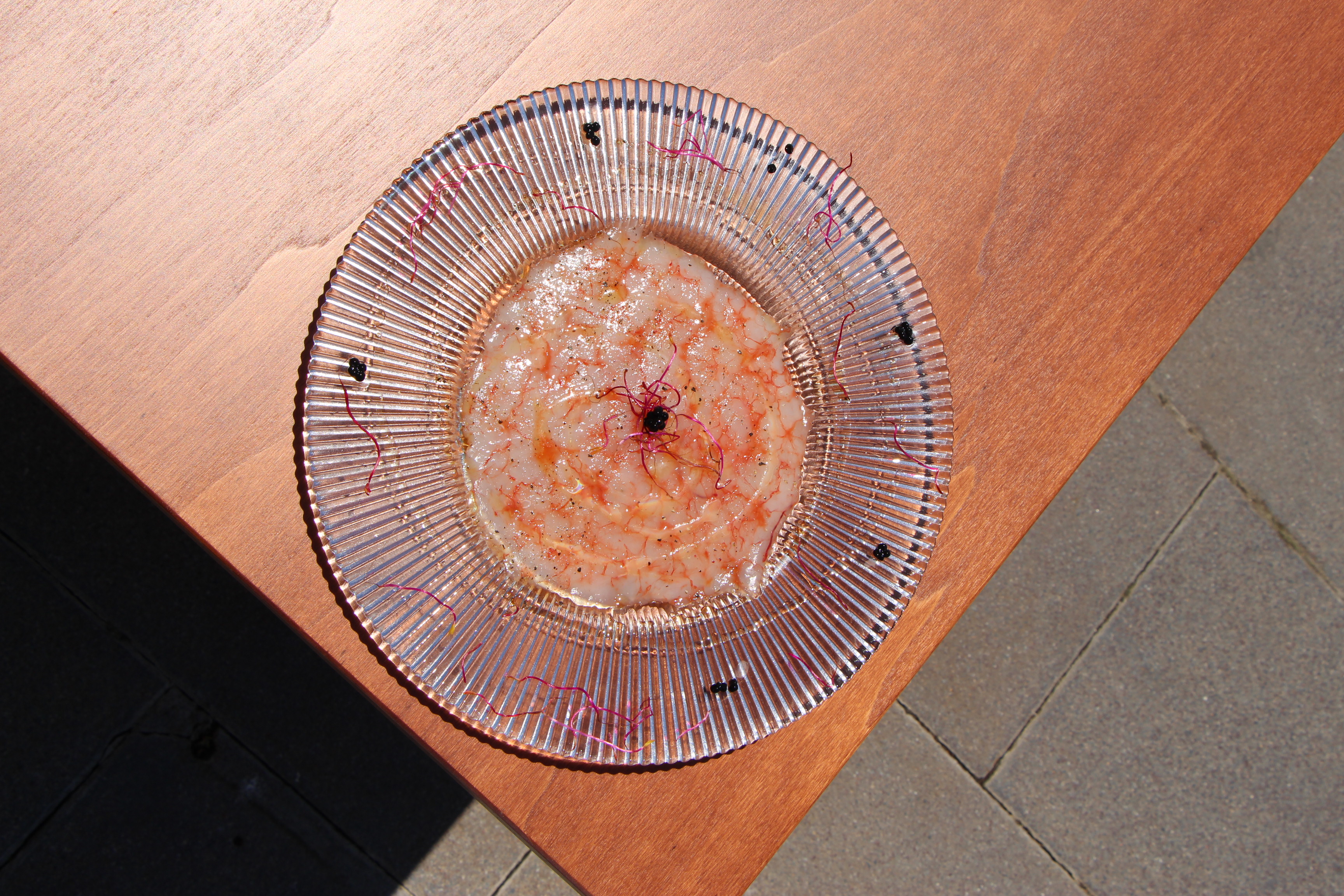 Mestral · carpaccio de gamba vermella